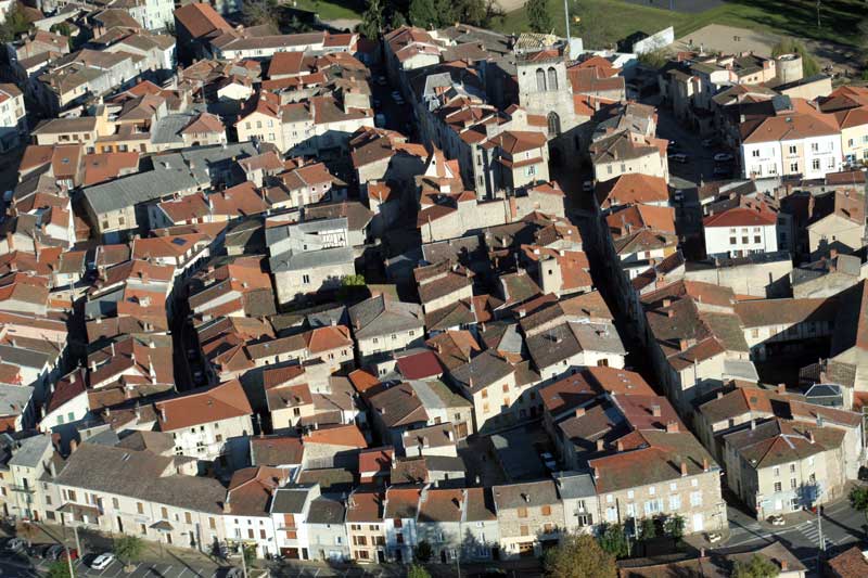 COURPIERE, Espace Jean Couzon